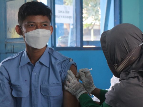 Vaksinasi Ke-2 Siswa SMK Texmaco Pemalang 💉