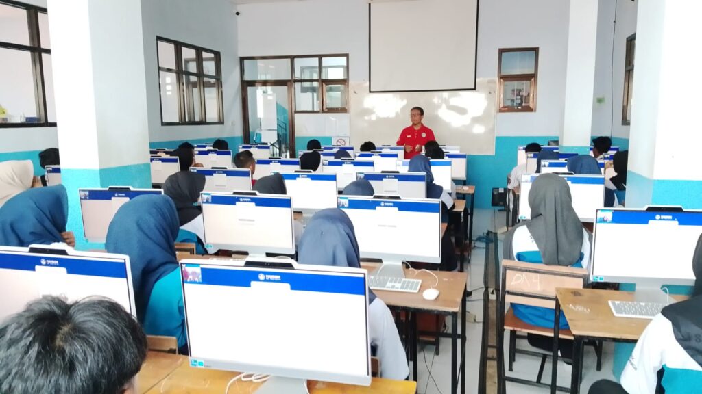 Simulasi Tes Kemampuan Akademik (TKA) di SMK Texmaco Pemalang: Persiapan Menuju Penilaian yang Objektif dan Terstandar